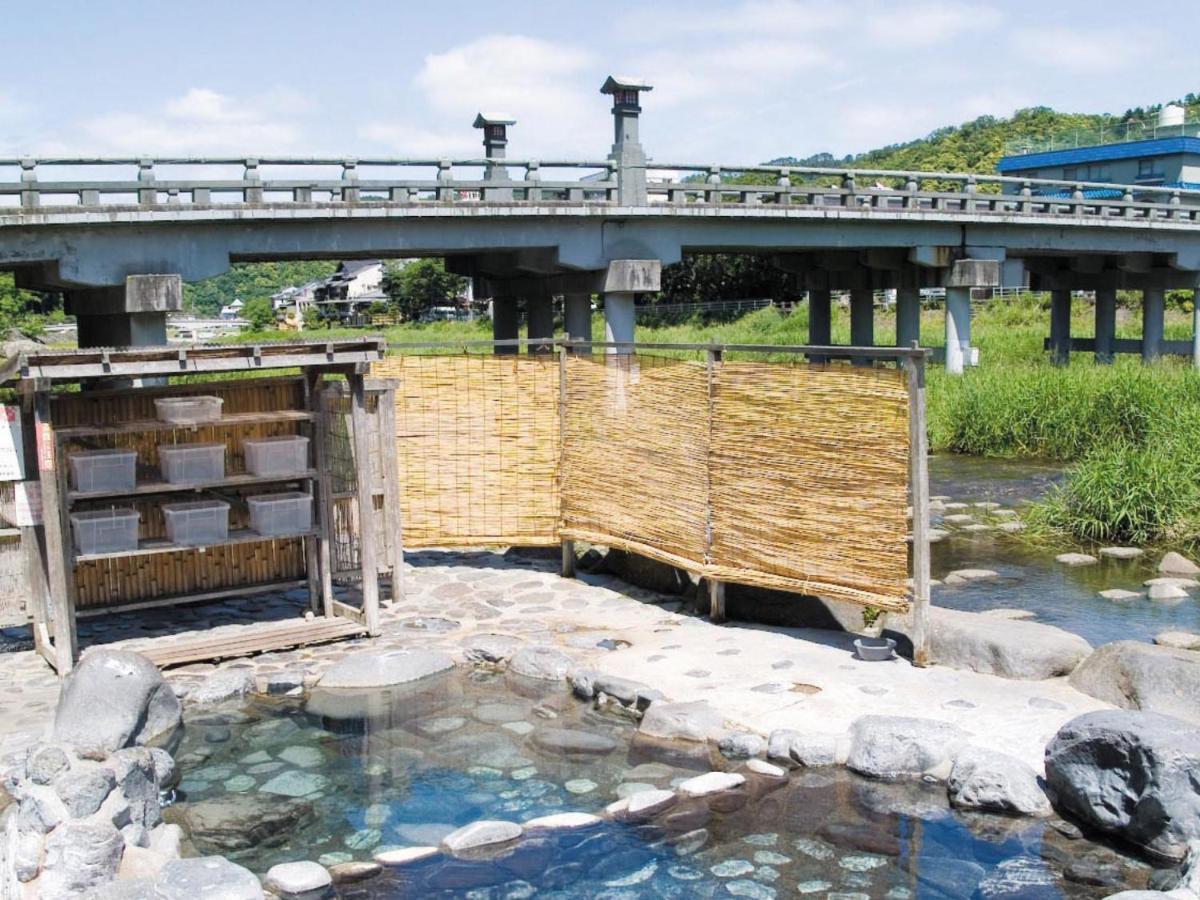 Ooedo Onsen Monogatari Premium Saiki Bekkan Misasa Buitenkant foto