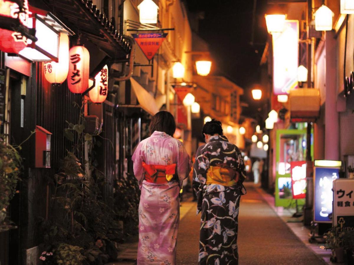 Ooedo Onsen Monogatari Premium Saiki Bekkan Misasa Buitenkant foto