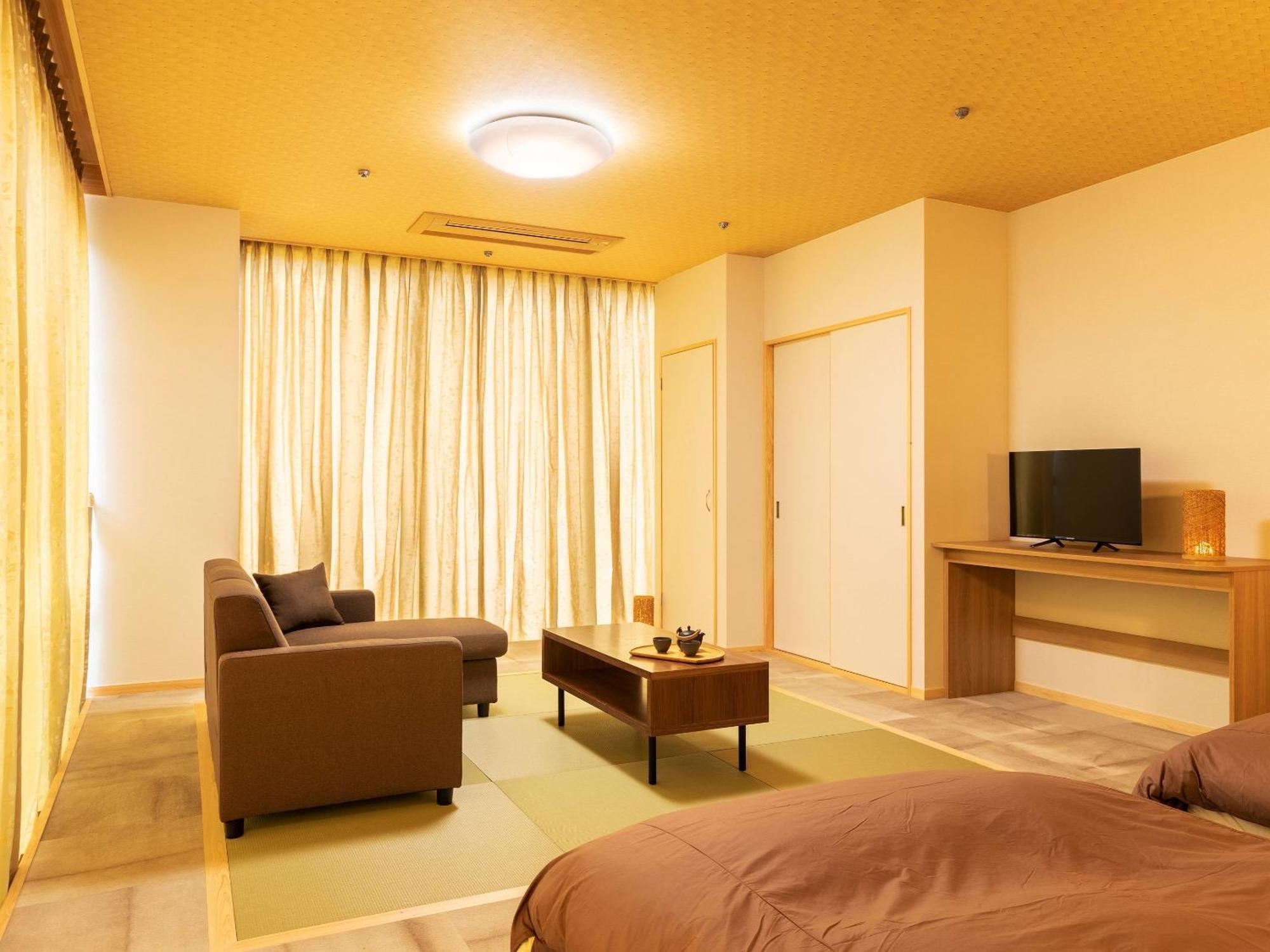 Ooedo Onsen Monogatari Premium Saiki Bekkan Misasa Kamer foto