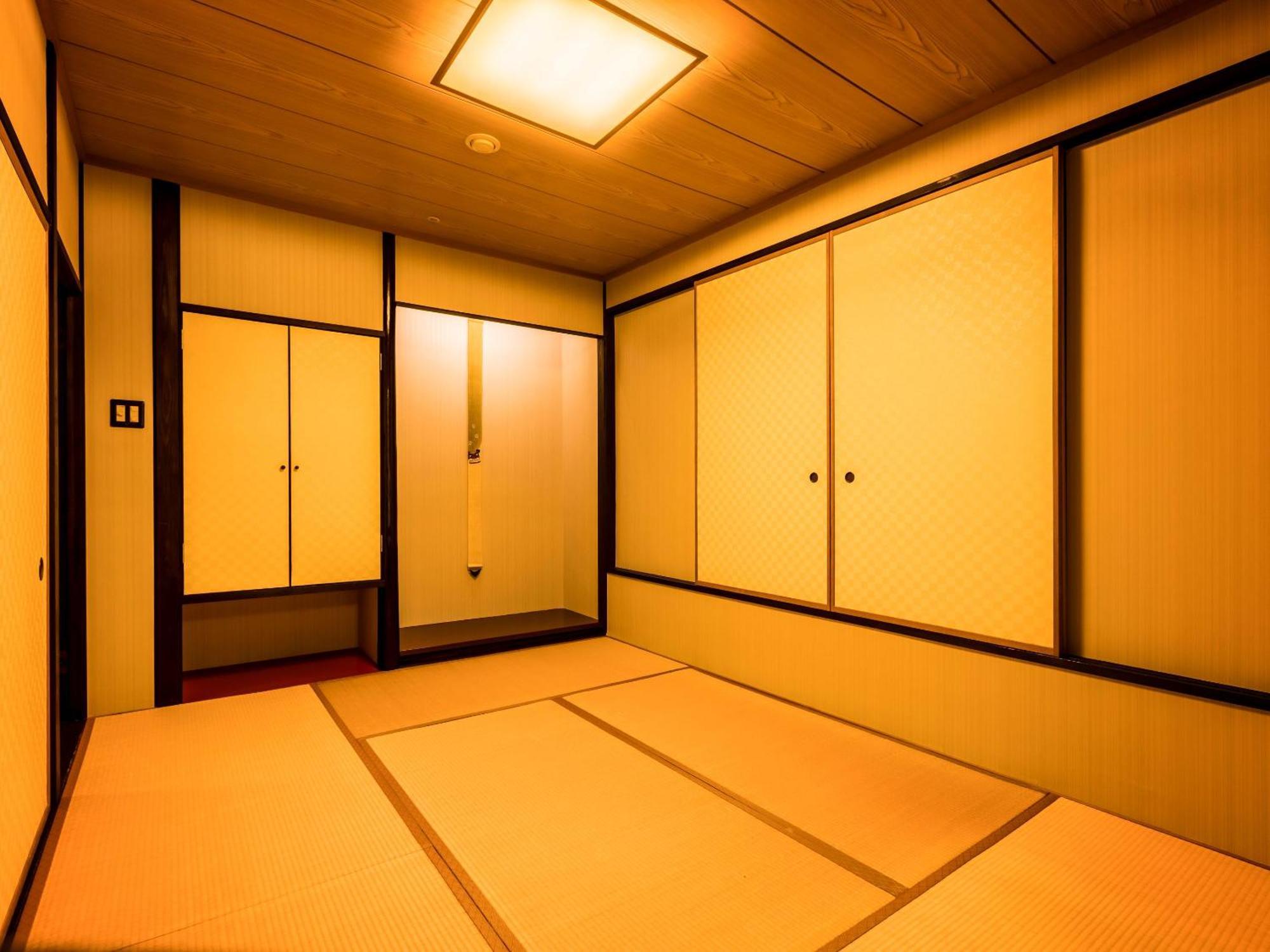 Ooedo Onsen Monogatari Premium Saiki Bekkan Misasa Kamer foto