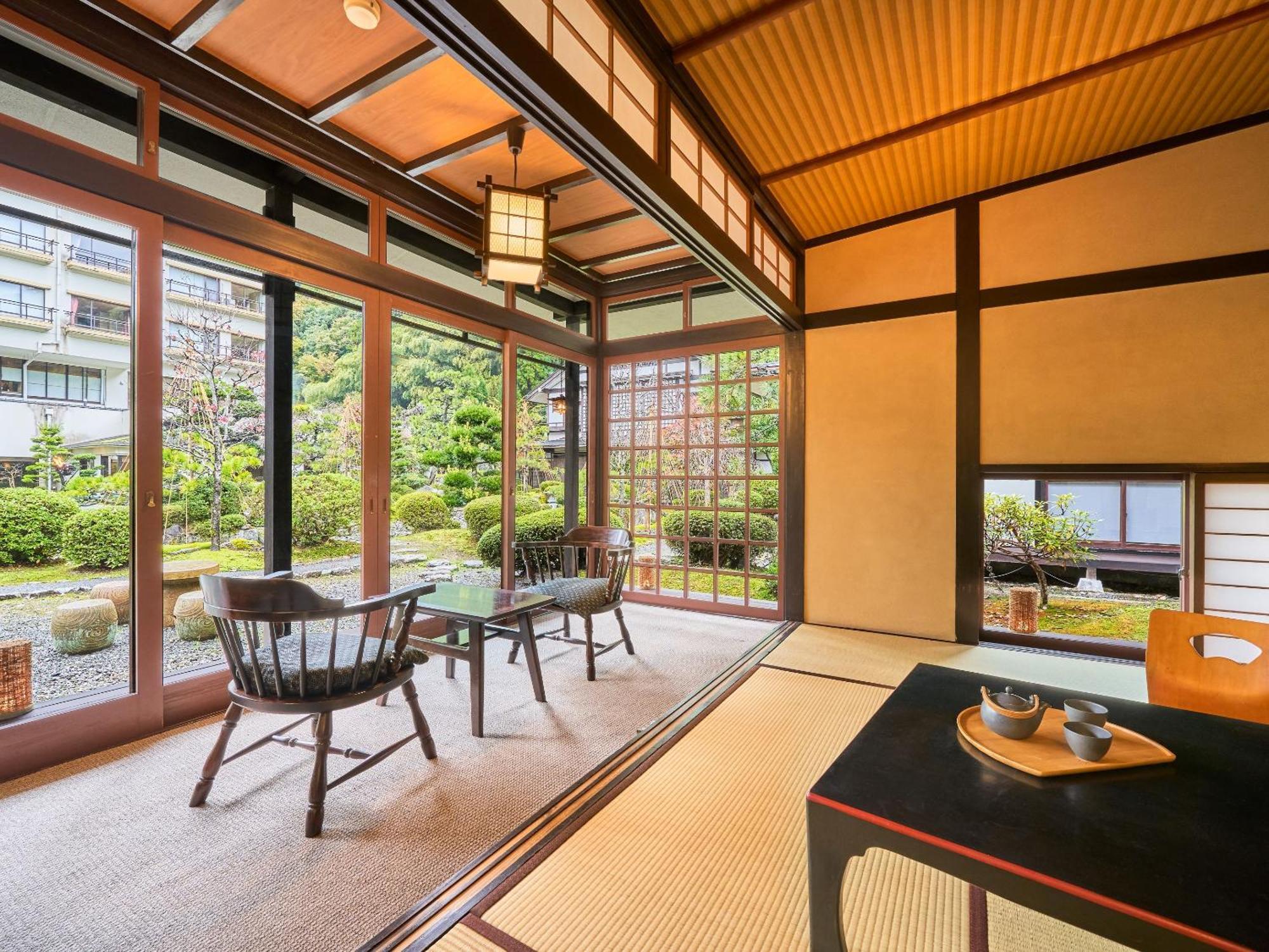 Ooedo Onsen Monogatari Premium Saiki Bekkan Misasa Kamer foto